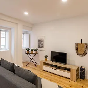 Alfama Chic Penabuquel Appartamento